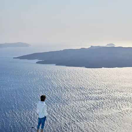 Cosmopolitan - Small Luxury Of The World Отель 4*