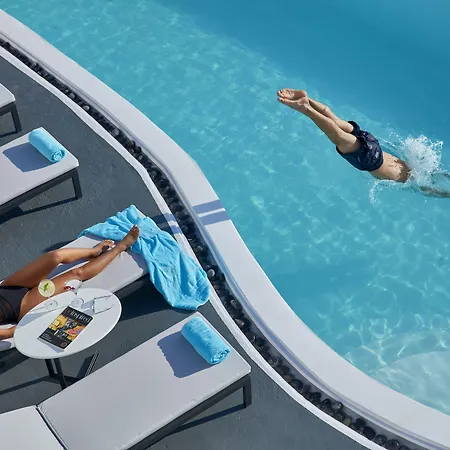 Cosmopolitan - Small Luxury Of The World Hotel 4*