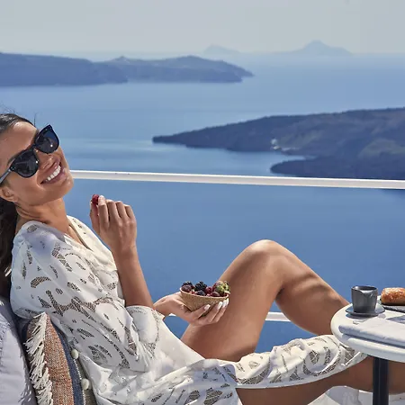 Cosmopolitan - Small Luxury Of The World 4*