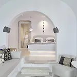 Cosmopolitan - Small Luxury Of The World 4* סנטוריני