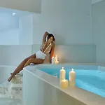 Cosmopolitan - Small Luxury Of The World