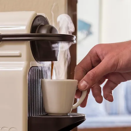 Cosmopolitan - Small Luxury Of The World Hotel