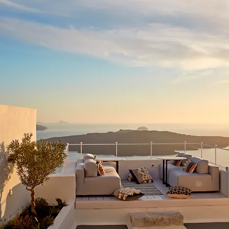 Hotel Cosmopolitan - Small Luxury Of The World