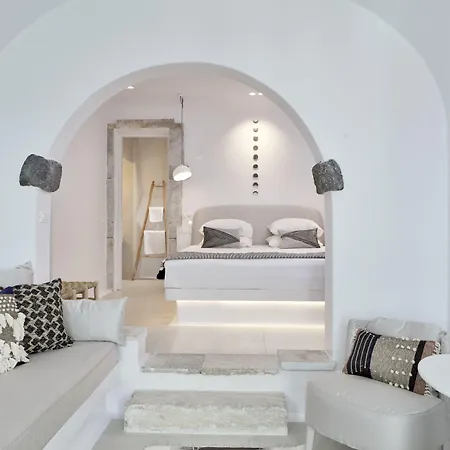 Cosmopolitan - Small Luxury Of The World 4* Fíra
