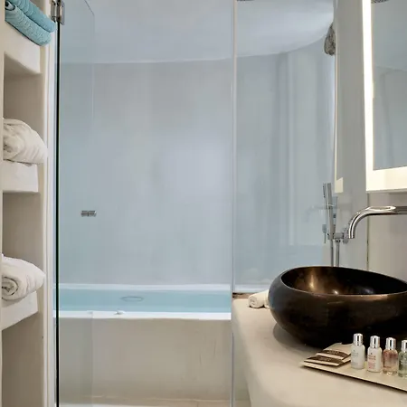 Hotel Cosmopolitan - Small Luxury Of The World Fira (Santorini)