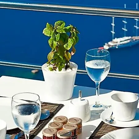 Szálloda Cosmopolitan - Small Luxury Of The World