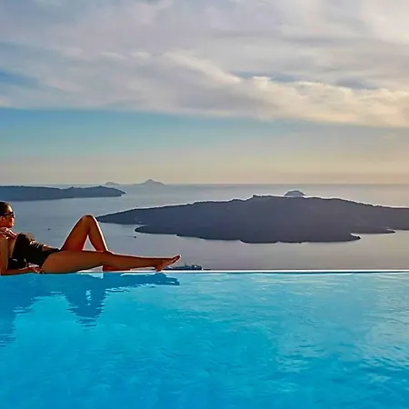 Cosmopolitan - Small Luxury Of The World Отель Тира
