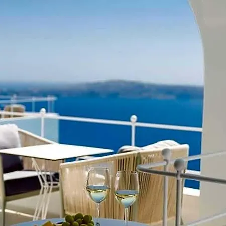 Hotel Cosmopolitan - Small Luxury Of The World 4*
