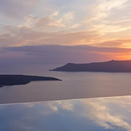Hotel Cosmopolitan - Small Luxury Of The World Fira (Santorini)