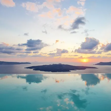 Hotel Cosmopolitan - Small Luxury Of The World 4*