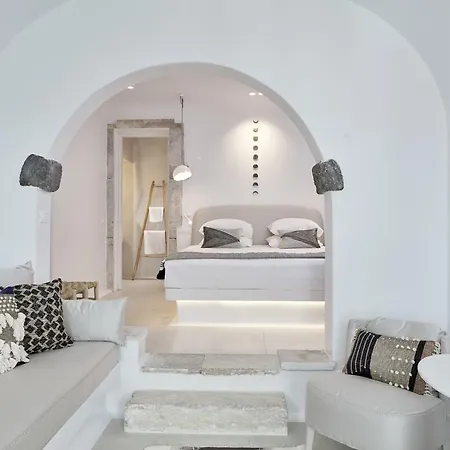 Cosmopolitan - Small Luxury Of The World