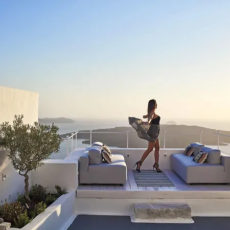 מלון Cosmopolitan - Small Luxury Of The World 4*
