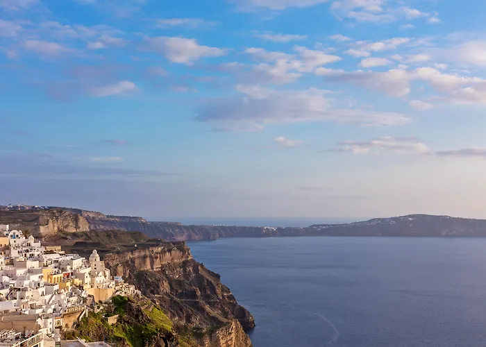 Cosmopolitan - Small Luxury Of The World 4* Fira (Santorini)