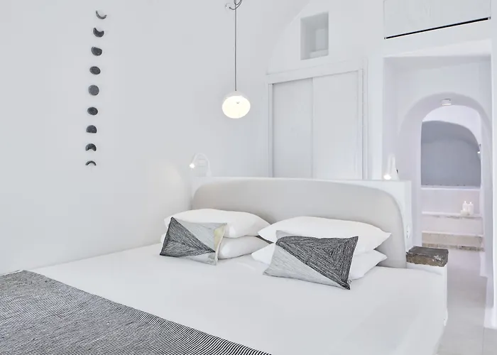 Cosmopolitan - Small Luxury Of The World 4*