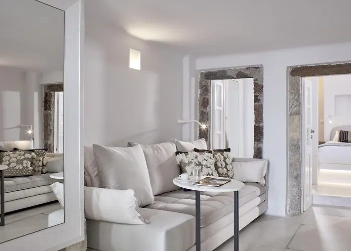 Cosmopolitan - Small Luxury Of The World Hotell Fira (Santorini)