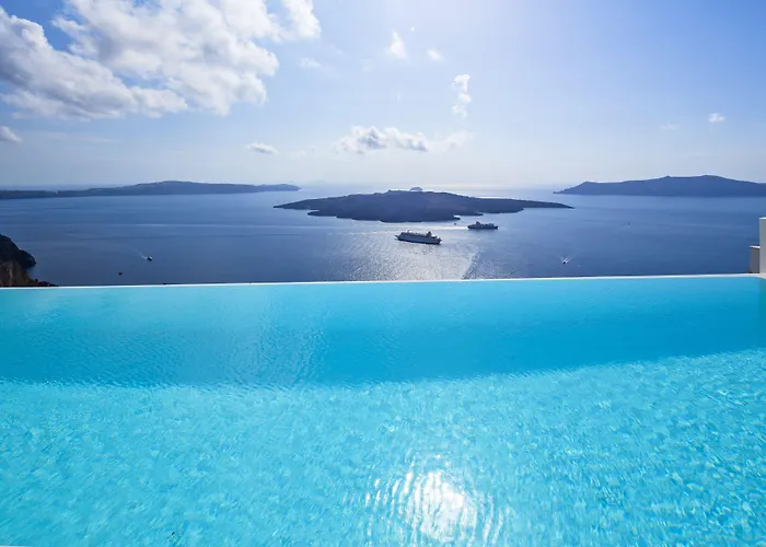 Cosmopolitan - Small Luxury Of The World 4*