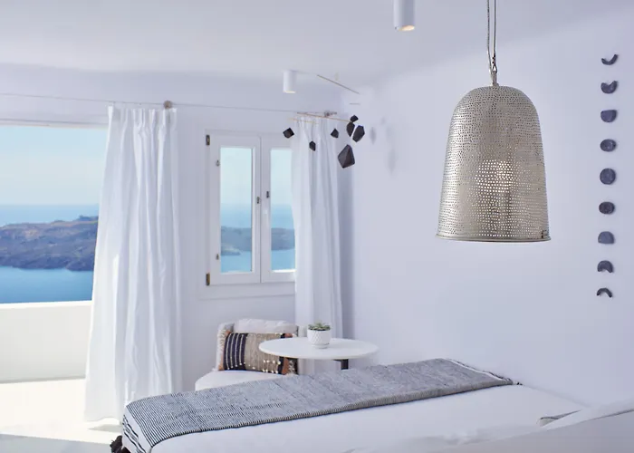 Cosmopolitan - Small Luxury Of The World Hotell Fira (Santorini)