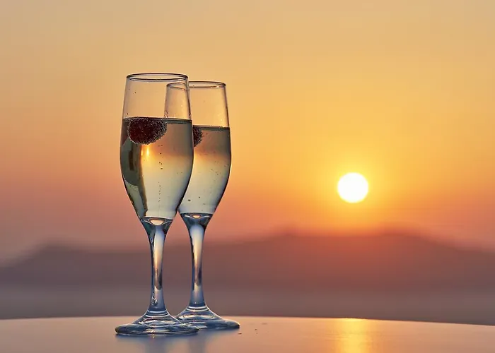 Cosmopolitan - Small Luxury Of The World Hotell Fira (Santorini)