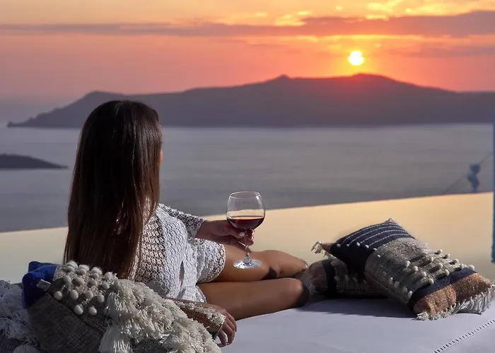 Cosmopolitan - Small Luxury Of The World 4*