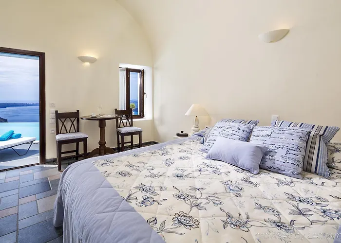 Cosmopolitan - Small Luxury Of The World