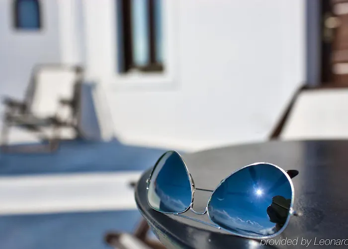 Cosmopolitan - Small Luxury Of The World Отель