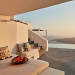 Cosmopolitan - Small Luxury Of The World 4*