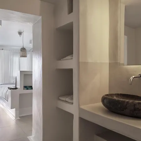 Cosmopolitan - Small Luxury Of The World Hotel 4*