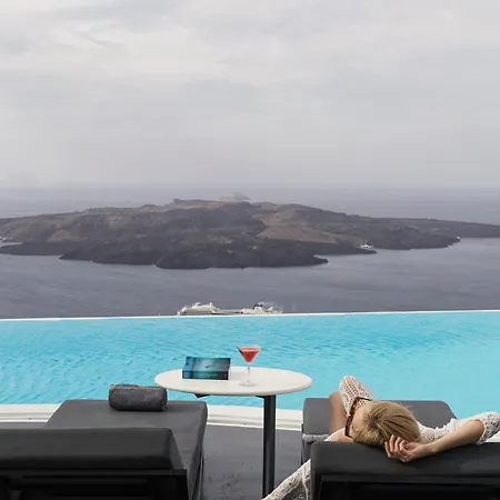 Cosmopolitan - Small Luxury Of The World Fira (Santorini)