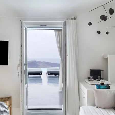 Cosmopolitan - Small Luxury Of The World