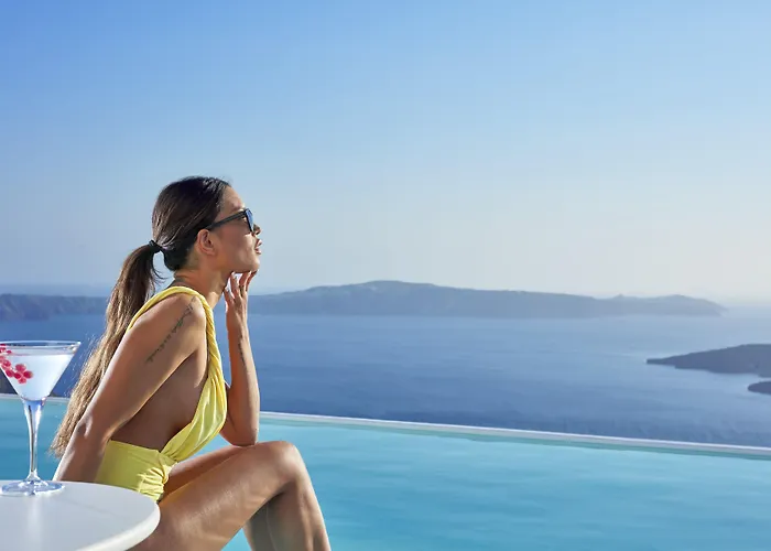 Hotel Cosmopolitan - Small Luxury Of The World Fira (Santorini)