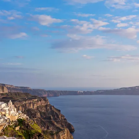 Cosmopolitan - Small Luxury Of The World 4* Fira (Santorini)