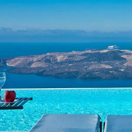 Cosmopolitan - Small Luxury Of The World 4*