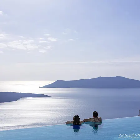 Hotel Cosmopolitan - Small Luxury Of The World